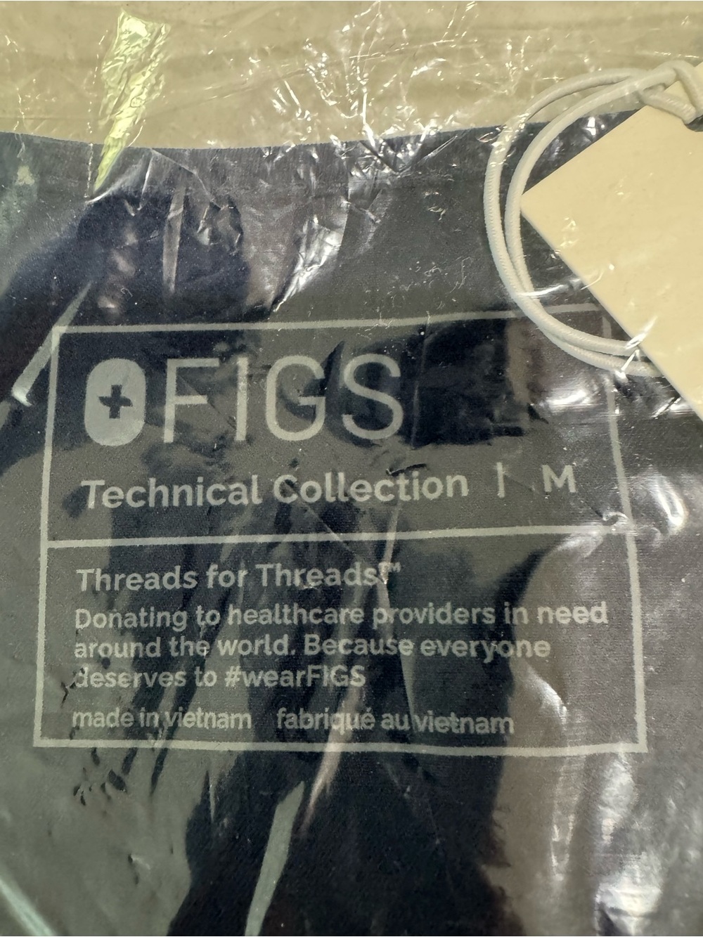 FIGS Women’s V Neck Navy Short Sleeve Scrub Tops M, In original package NWT - Picture 5 of 5